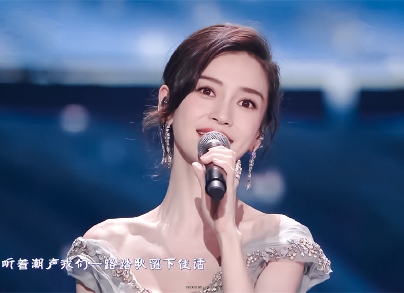 跨年晚会12位明星遭遇尴尬,暴露娱乐圈三大真实现状