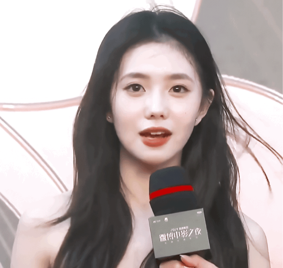 谁还嫌方圆脸小个子女孩不好看呢?