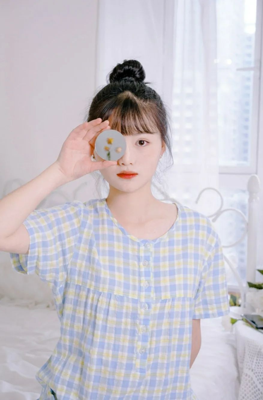 谁还嫌方圆脸小个子女孩不好看呢?